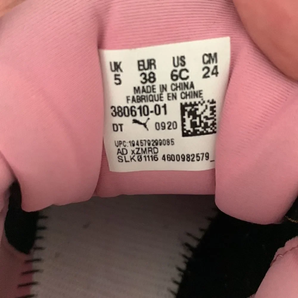 Puma Lol Surprise Women’s Sneakers Size 6C